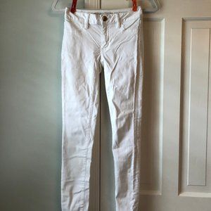 American Eagle white skinny jeans